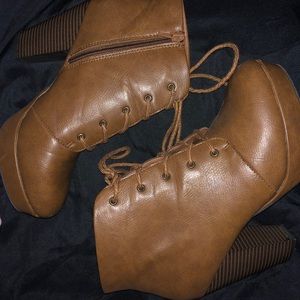 Boot heels